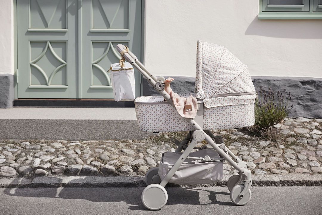 ss23-mondo-stroller-concept-2023-carry-cot-autumn-rose-lp-2.jpg