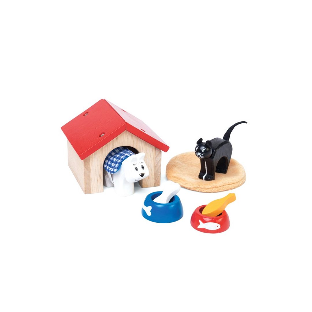 ME043-Pet-Set-Cat-Dog-Wooden-Doll-House-Toy.jpg