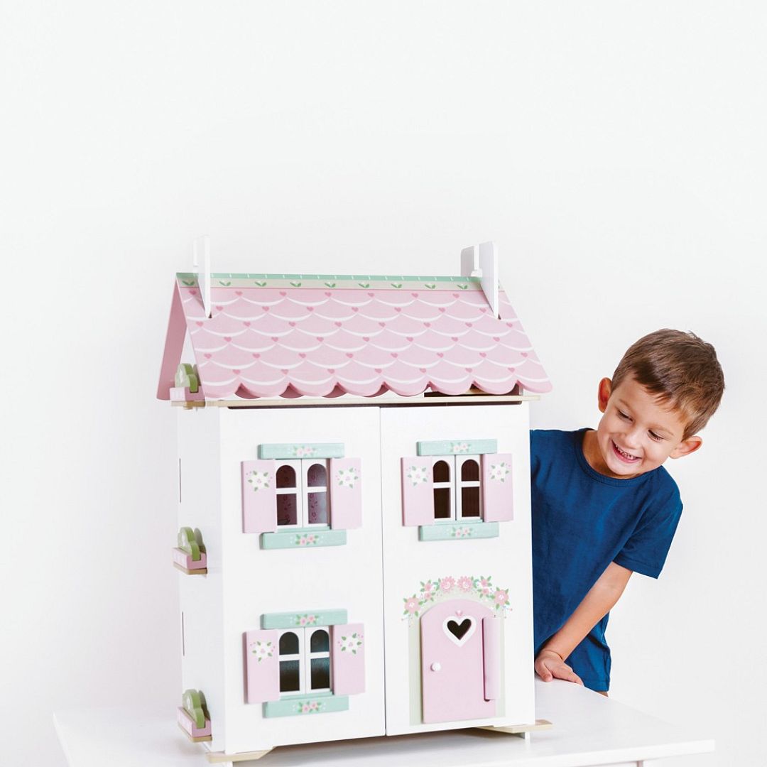 H126-Sweetheart-Cottage-Boy-Pink-Dolls-House.jpg