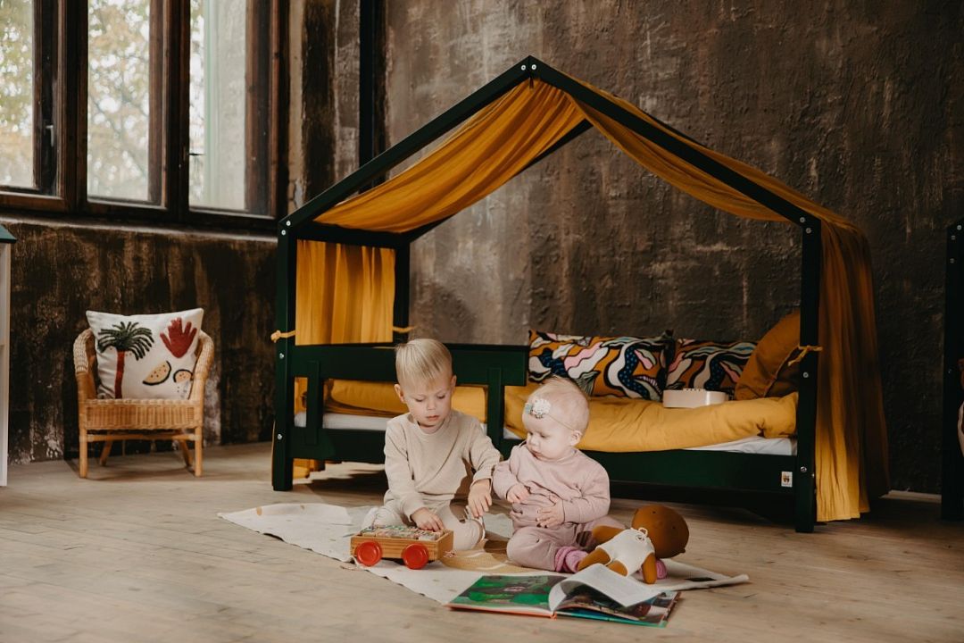 Domečková postel Hutte yappykids